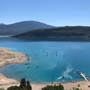 https://les-gites-du-verdon-ct-lac-studio-et-t2.fr-provencehotel.com