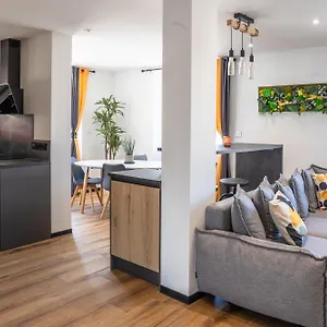 https://appartement-centre-de-sisteron.fr-provencehotel.com